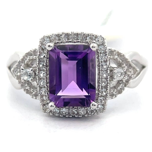 lot 42 image: NEW 1.74 Carat Amethyst & White Topaz Vintage Style Ring VIDEO