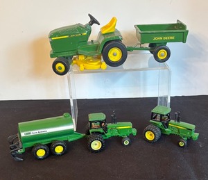 lot 56 image: John Deere Toy Tractors and Implements