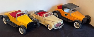 lot 148 image: Three Vintage Welly and Nylint Model Cars