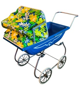 lot 78 image: Vintage Cabana Baby Stroller with Blue and Floral Canopy