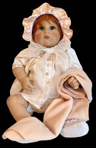 lot 13G image: Gotz Collectors Edition Mausi Vinyl Doll 23.5 Inch by Hildegard Gunzel Germany