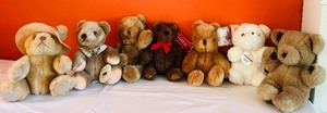 lot 464 image: Assorted Gund Plush Bears