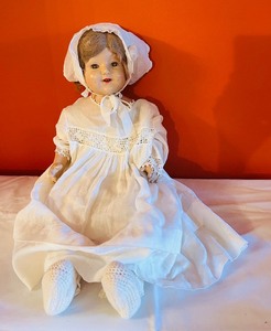lot 178 image: Vintage Doll