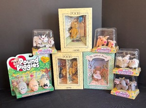 lot 233 image: Collection of Pound Piggies, Mini Kuddlees, Gund Classic Pooh & The Littlest Bears Toy