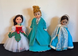 lot 316 image: Set of 3 Vintage Madame Alexander Dolls with Original Outfits