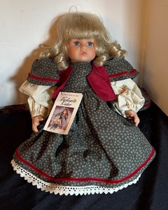 lot 366B image: 15-Inch Die Rackewitz Kinder Porcelain Doll with Wooden Rocking Chair
