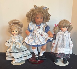 lot 404 image: Three Darling Vintage Dolls
