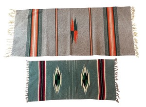 lot 491 image: Set of 2 Vintage Chimayo Textiles