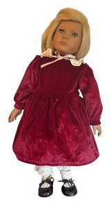 lot 498 image: Faithful Friends Doll by Heidi Ott
