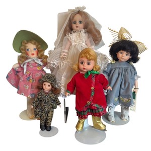 lot 506 image: Variety of Pretty Dolls by Madame Alexander, A Playmate Today and More