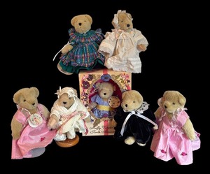 lot 507 image: Collection of Seven Muffy Vanderbear Doll Bears