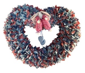 lot 415 image: Vintage Heart-Shaped Cloth Easter Wreath with Bunny and Hanging Hearts