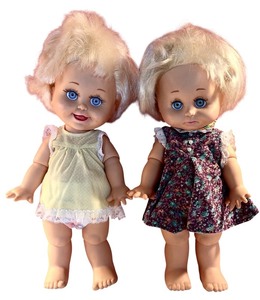 lot 419 image: Set of 2 Vintage 1990 LGTI Baby Face Dolls 13 Inch No. 6 and No. 8