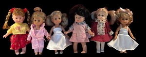 lot 480 image: Set of 6 Vintage Dolls Including Corolle and Vogue