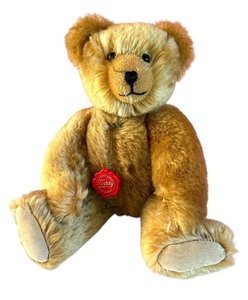 lot 366 image: Hermann Teddy Original Vintage Style Plush Bear