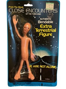 lot 17D image: 1977 Close Encounters of the Third Kind Extra Terrestrial Bendable Figure, Sealed