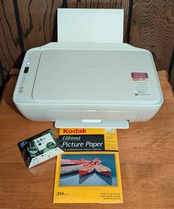 lot 218 image: HP Deskjet 2734e Printer