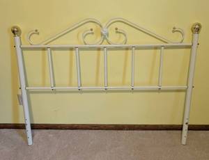 lot 632 image: Vintage White Metal Full Size Headboard