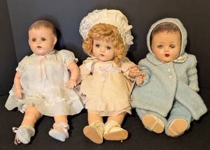 lot 639 image: Three Vintage Composition Dolls