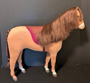 lot 643 image: Chestnut American Girl Horse