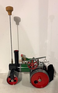 lot 667R image: LL - Mamod Steam Road Roller Model