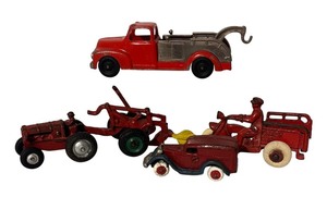 lot 739R image: LL - Collection of Vintage Cast Iron Toy Vehicles