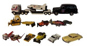 lot 774R image: LL - Die-Cast Model Vehicle Collection with Cars, Trucks, Construction and NASA Shuttle