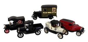 lot 800R image: LL - Collection of Vintage Model Cars and Banks by Ertl, Gearbox and More