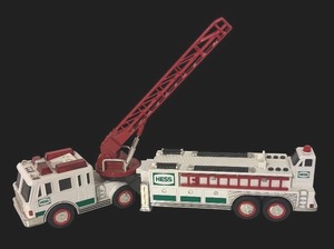 lot 803R image: LL - Hess 2000 Fire Truck Toy