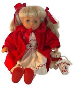 lot 706H image: K - Vintage 18 Inch MMM 126 Christmas Doll with Accessories