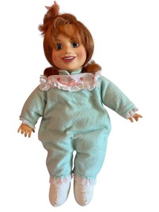 lot 77X image: K - Northern Tissue Doll by James River Corp, 1993, Green Sleeper