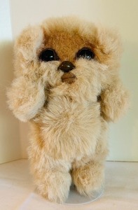 lot 549C image: DR - 1983 Kenner Star Wars Nippet the Ewok 8 Inch Plush