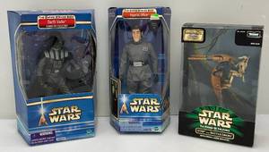 lot 6 image: Misc. Vintage STAR WARS The Empire Strikes Back & The Power Of The Force Action Figures (NIB)