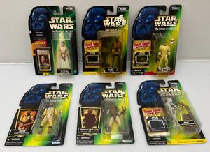 lot 102 image: Misc. STAR WARS Power Of The Force  Action Figures (NOC) One Bubble Yellowed