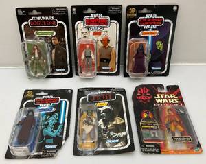 lot 105 image: Misc. STAR WARS Action Figures (NIP)