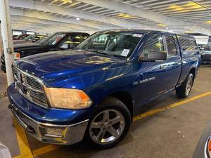 lot 13 image: 2011 Dodge Ram 1500 Big Horn 4x4