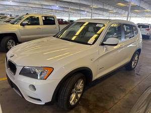 lot 21 image: 2013 BMW X3 AWD