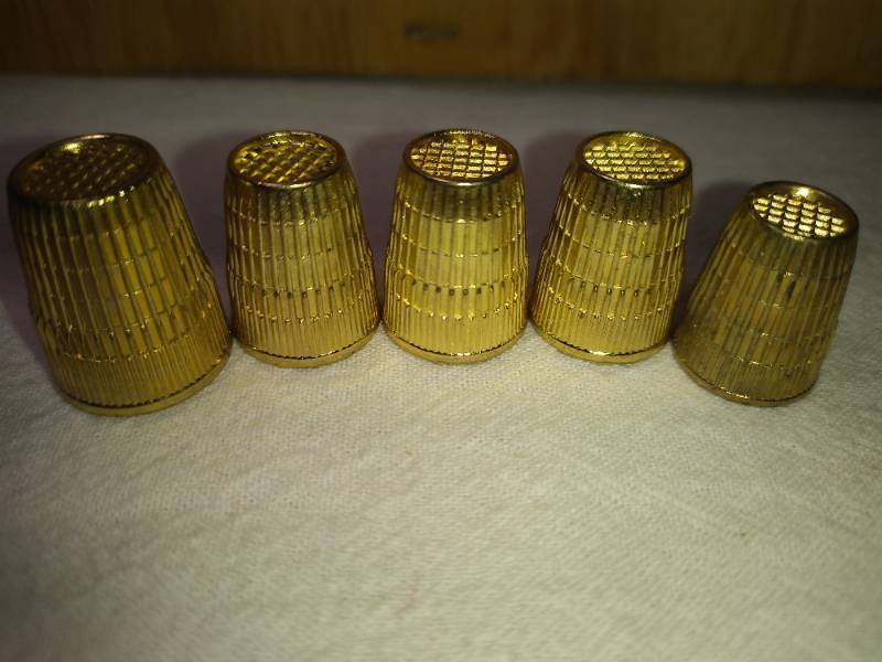 lot 178 image: 2 West Germany Mixed Metal and 3 German Thimbles
