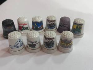 lot 223 image: 10 Souvenir State Thimbles
