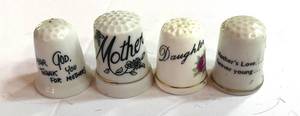 lot 104 image: 4 Thimbles Mother and Daughter