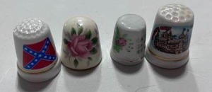 lot 82 image: 4 Souvenir Thimbles Confederate Flag, Garlsbad, Corn Palace, Arkansas
