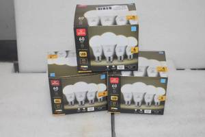 lot 28 image: Light Bults
