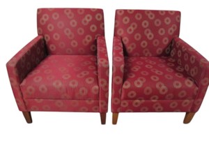 lot 42 image: 2 Red Guest Chairs