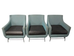 lot 86 image: 3 Guest Chairs