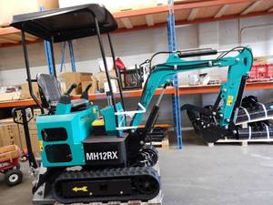 lot 19 image: CFG MH12RX Mini Excavator