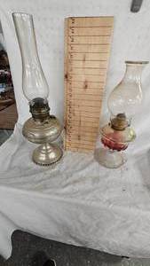 lot 71 image: Lot of 2 Oil Lamps in Good Condition