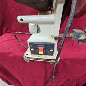 lot 46 image: Tool Shop 4 Belt Sander