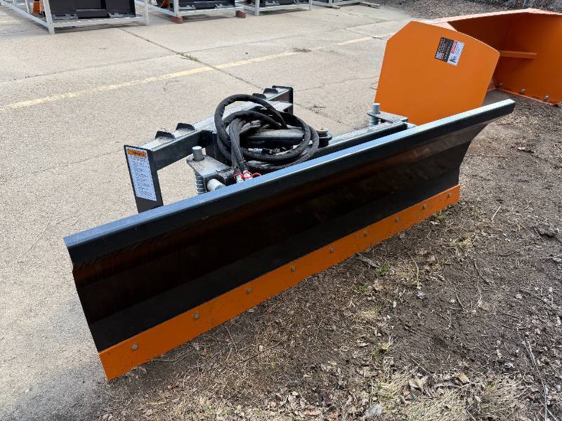 lot 66 image: Wolverine Skid Steer Dozer Blade