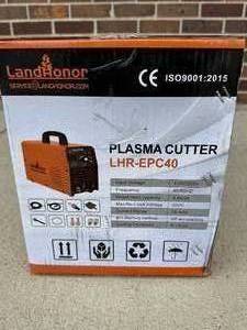 lot 114 image: Landhonor Plasma Cutter