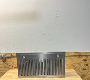 lot 130 image: PREMIUM QUALITY RANGE HOOD Model Number TW-E36